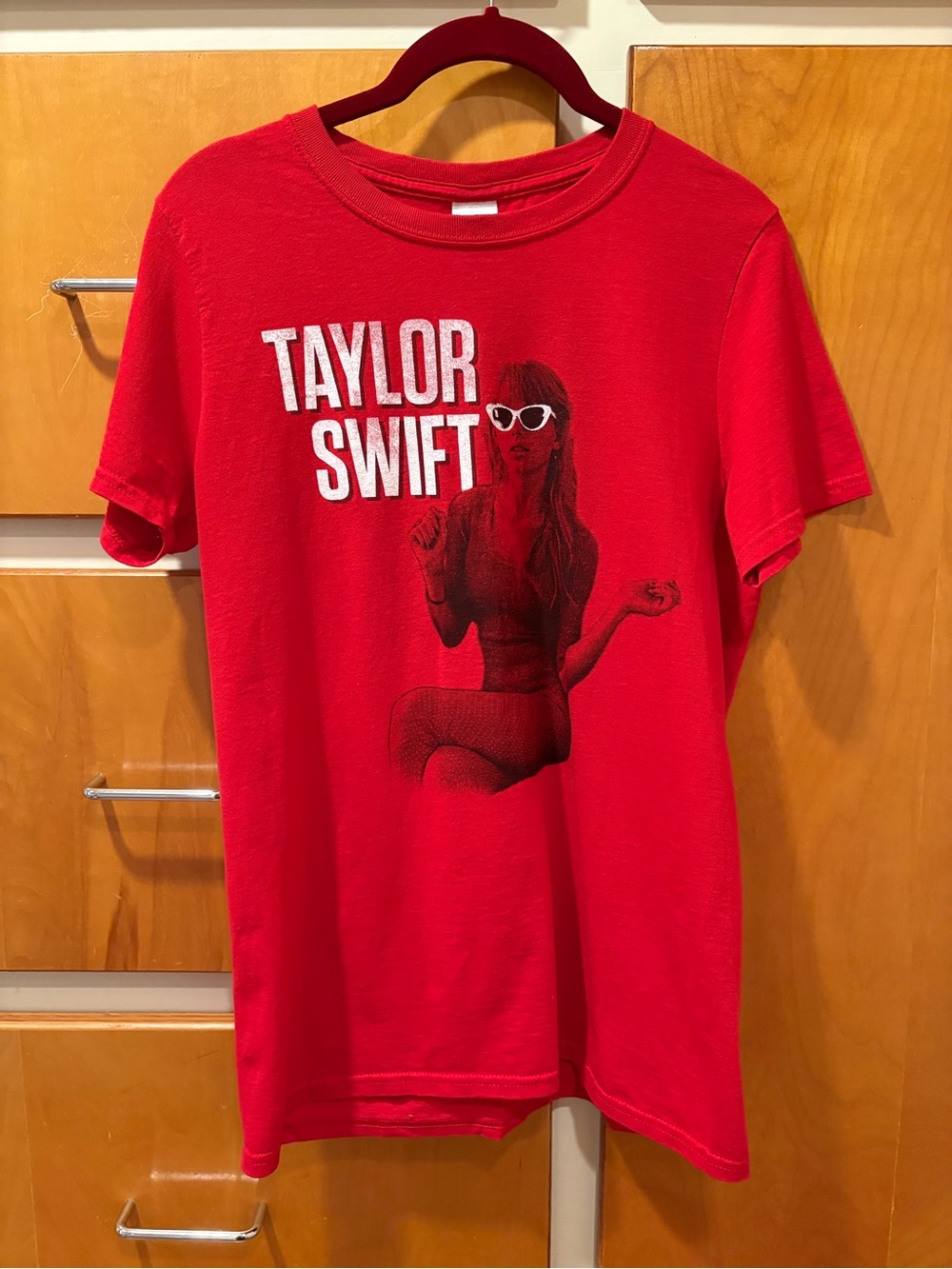 Red Taylor Swift Tour T Shirt Graphic Tee Small New!